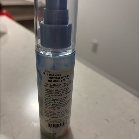 Physicians Formula Blue and Pink Setting Powder and Spray - Picture 7 of 9